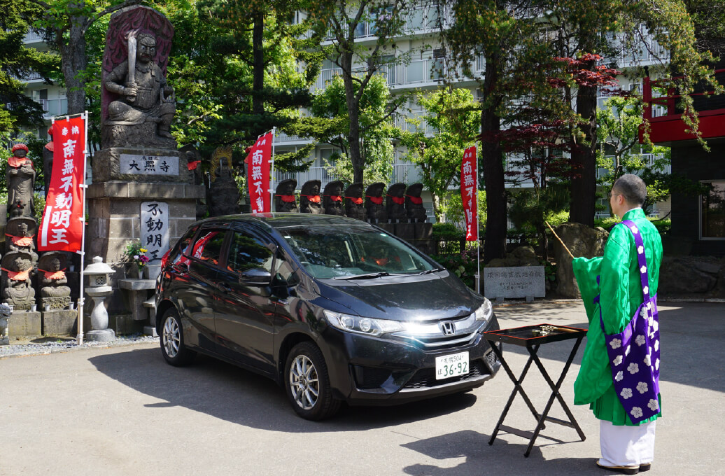 交通安全祈祷イメージ